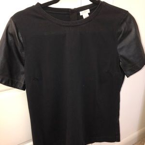 Black t shirt